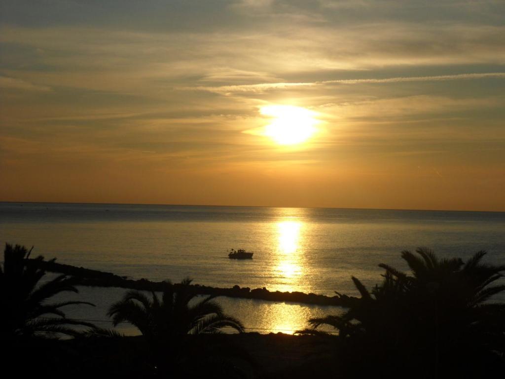 Luxury Hotel 3*