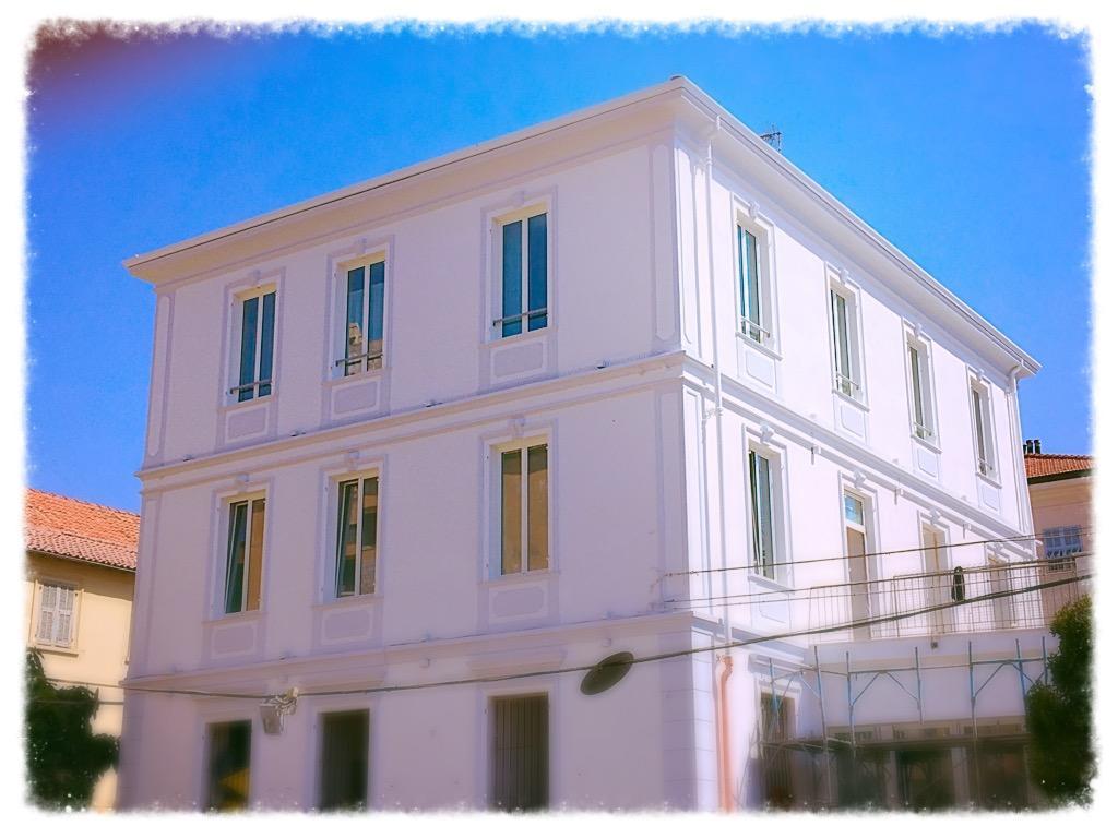 Luxury Hotel
