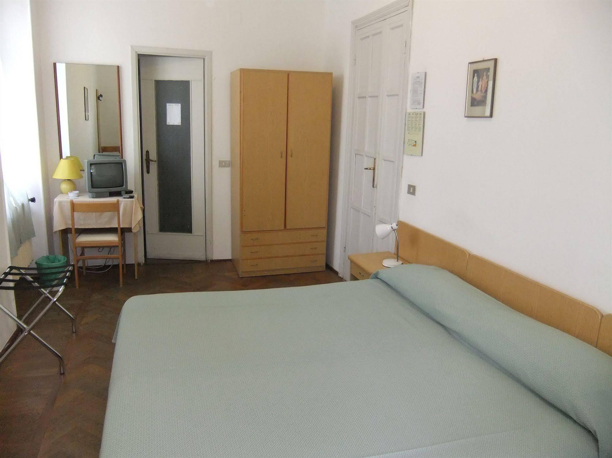 Luxury Hotel