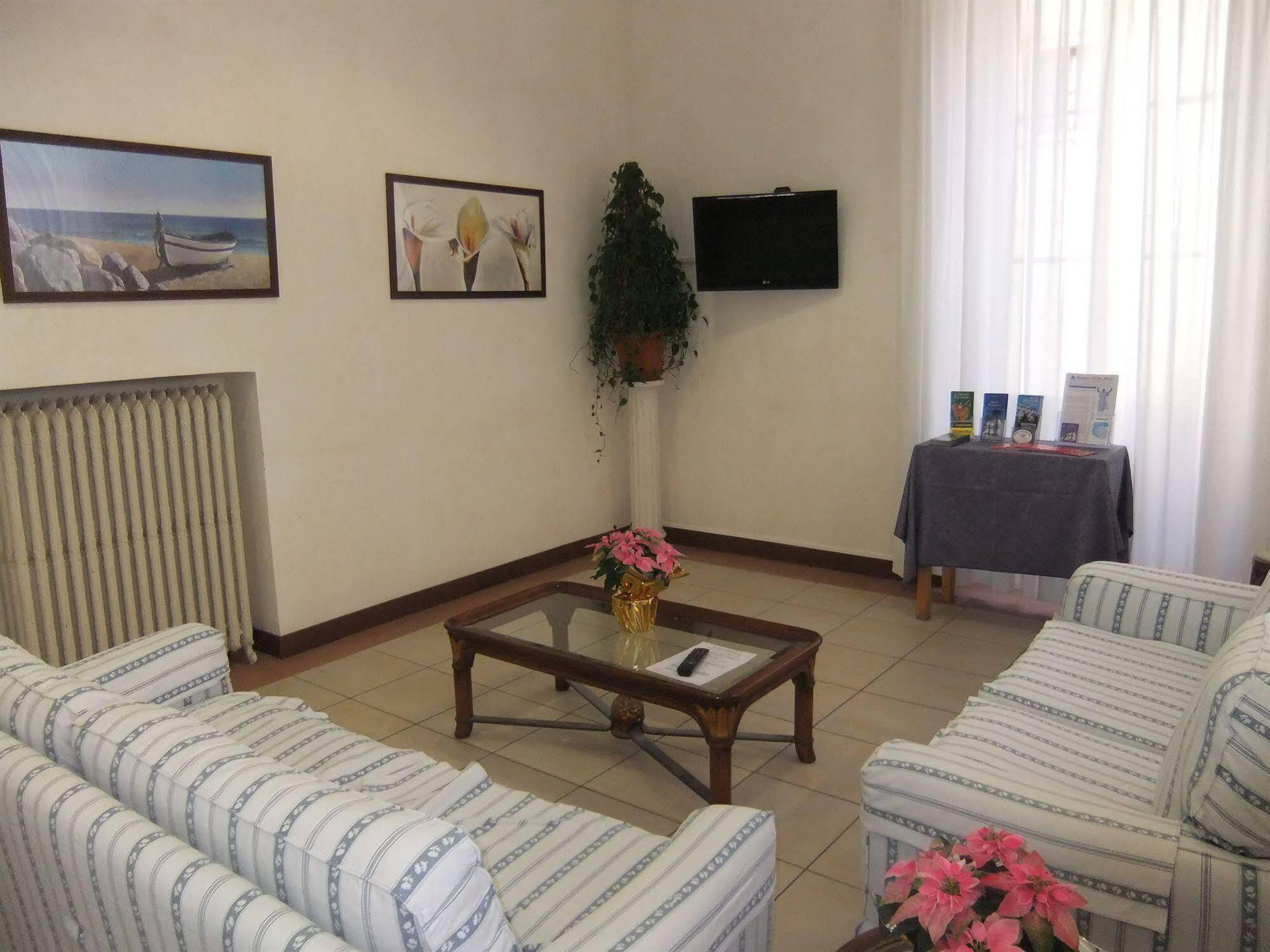 Hotel Luxury 3*